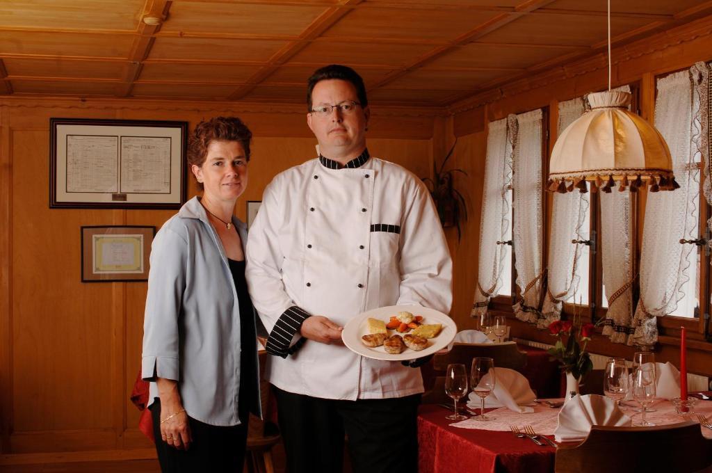 Hotel-Restaurant Drei Tannen Bellwald Exteriér fotografie